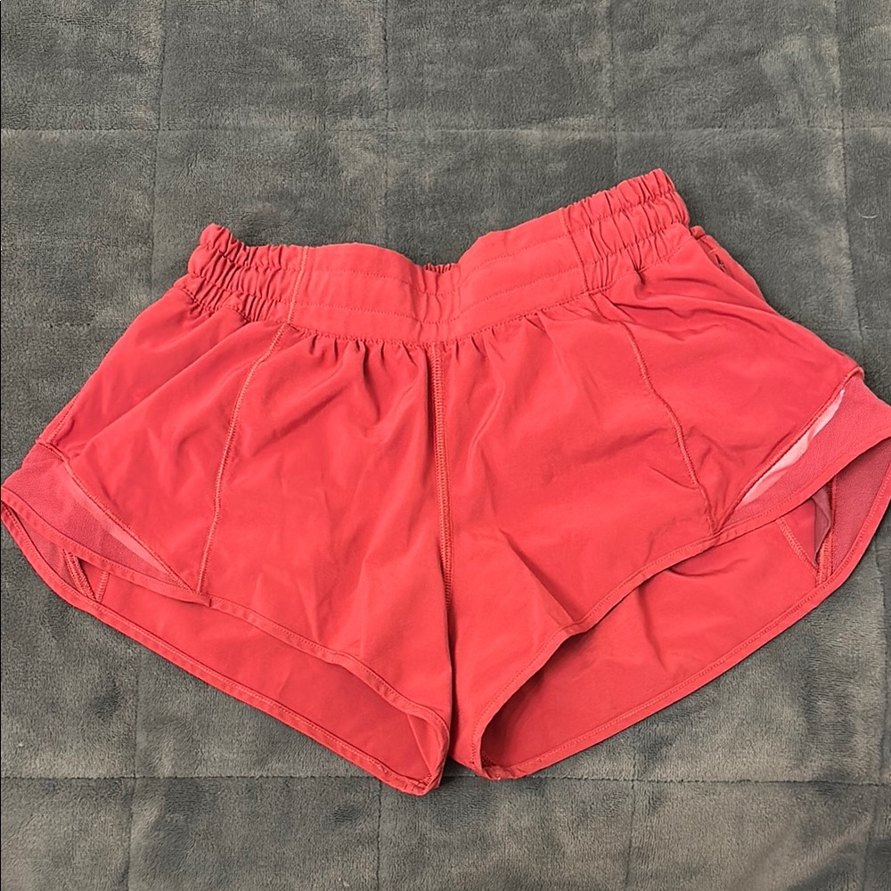 LULULEMON HOTTIE HOT SHORT PINK, pink lulu hotty hot
